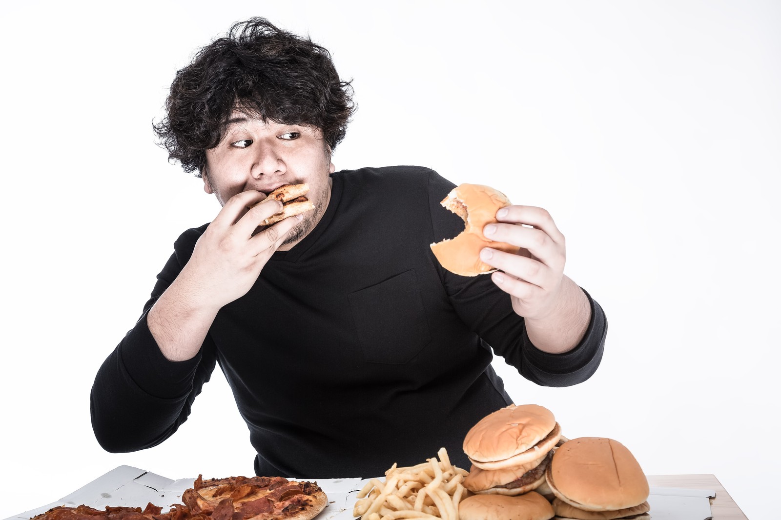 胃の大きさと消化時間を知り「適度な食事の量」を知る